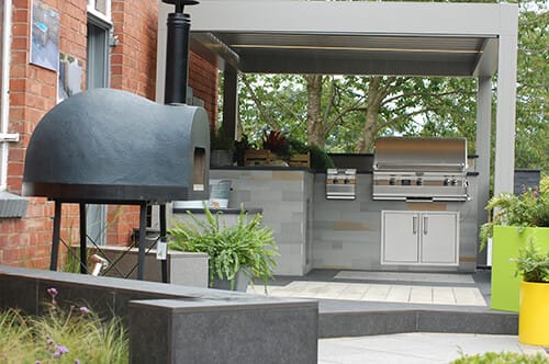 Outdoor Kitchen - Complete