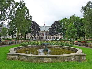 Rochdale Memorial Gardens