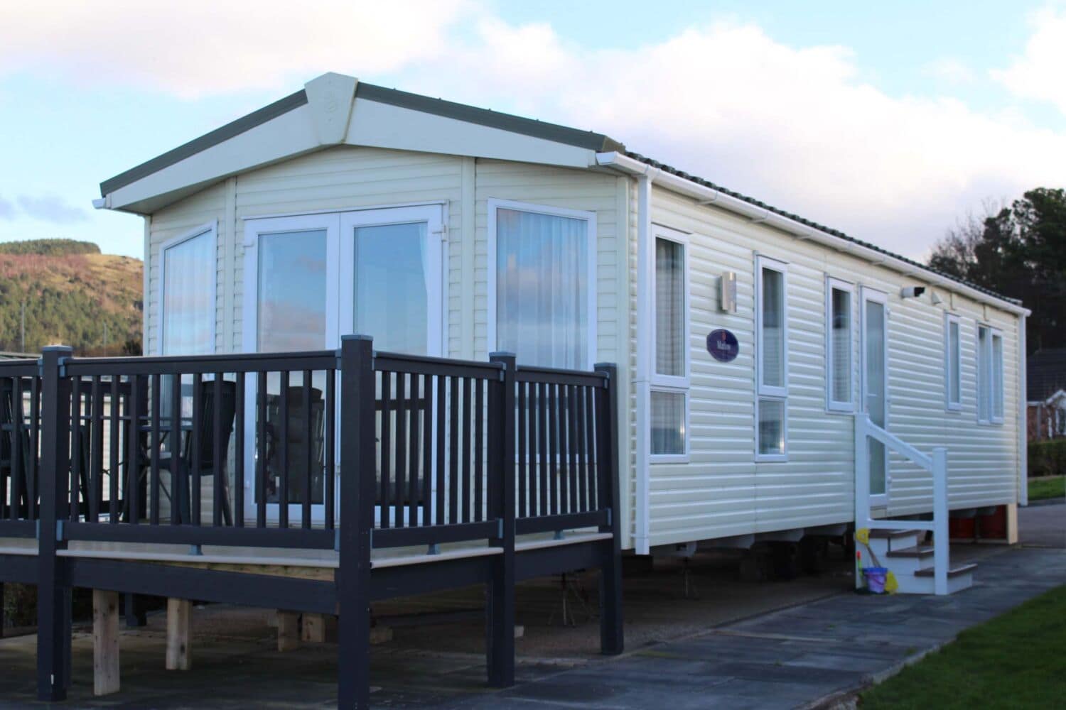 Platinum caravan front