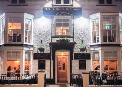 Bron Y Wendon Holiday Park Cottages