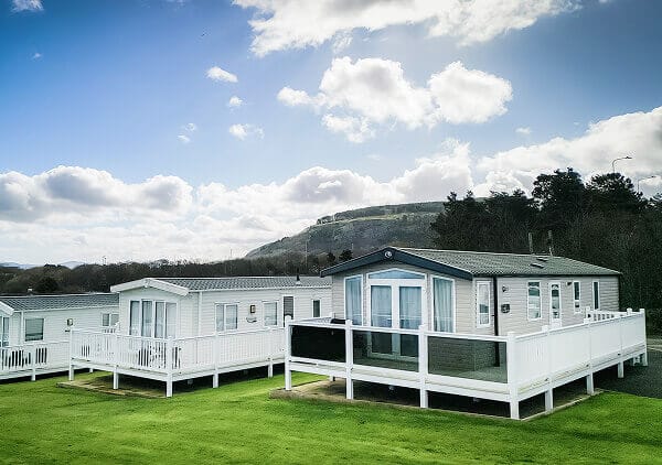 holiday-homes-close-up