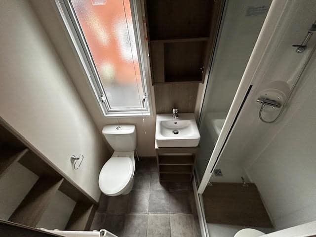 ABI Oakley caravan, ensuite toilet, Pentre Mawr Caravan Park