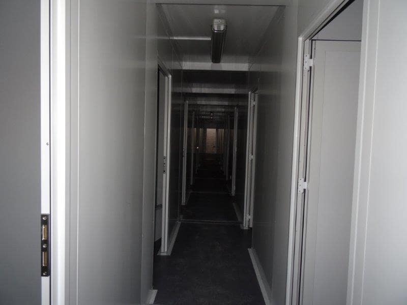 10-bay-16-room-portable-sleeper-unit-corridor-8