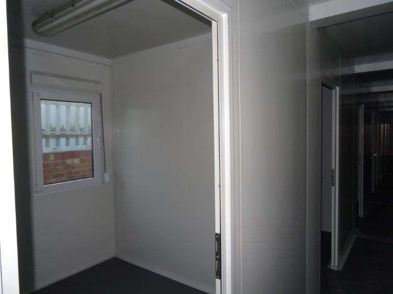 10-bay-16-room-portable-sleeper-unit-corridor-9