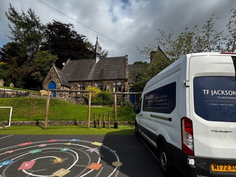 TF Jackson arrive at Wincle Primary School